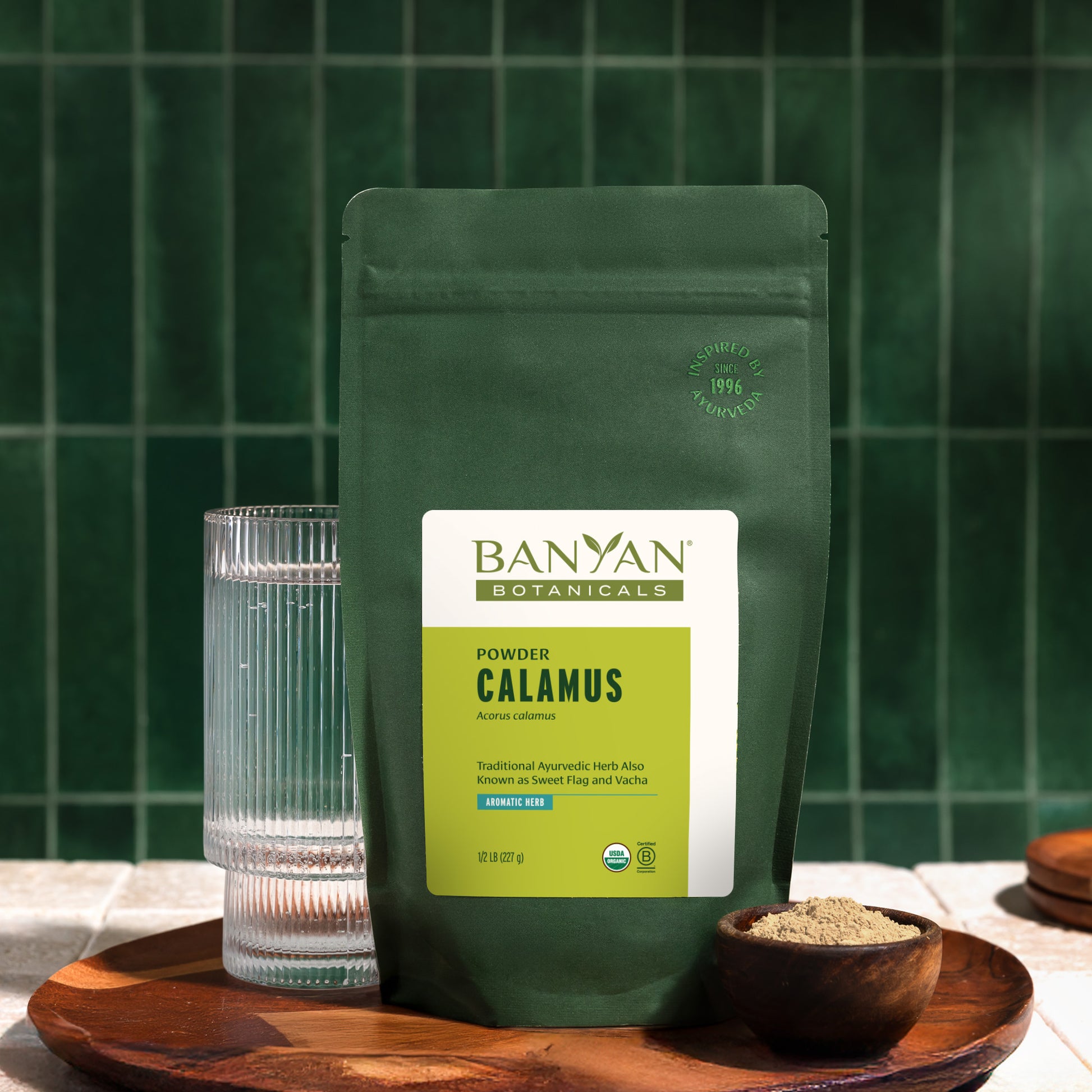 Calamus powder with water glass