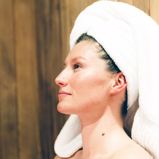 Why Oil is Your Biggest Winter Ally & How to Massage Your Face with Oil